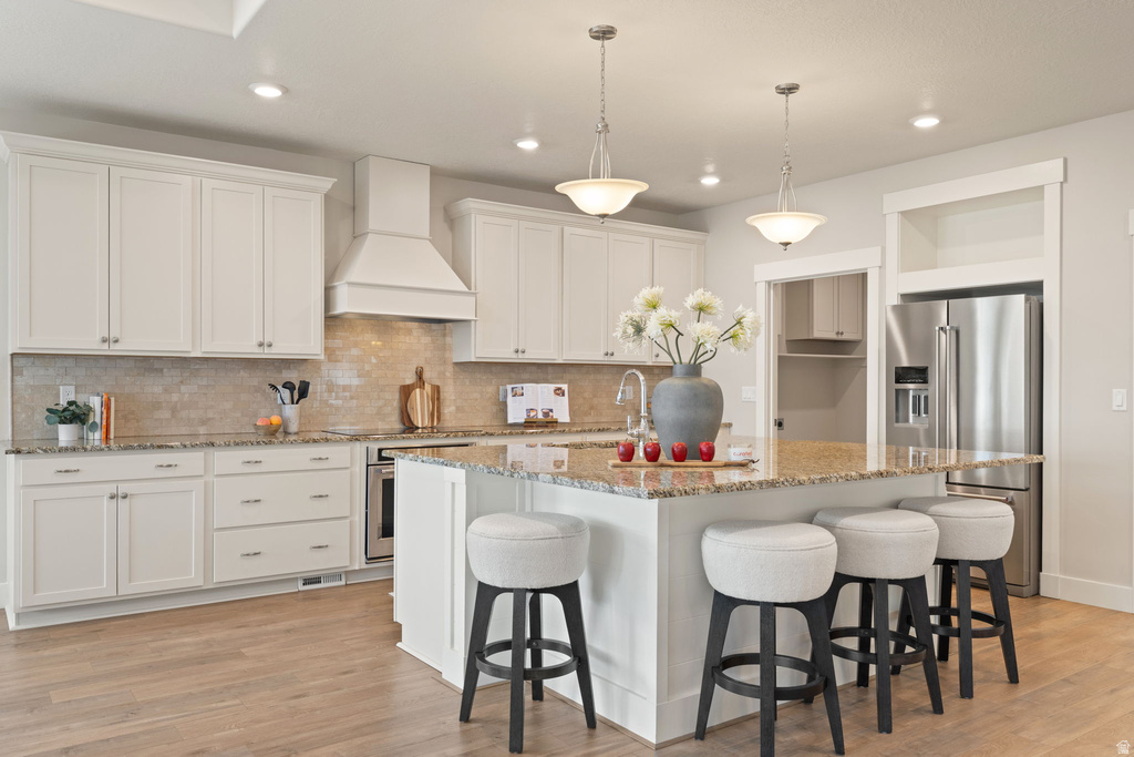 152 E MEANDERING WAY Saratoga Springs, UT 84045