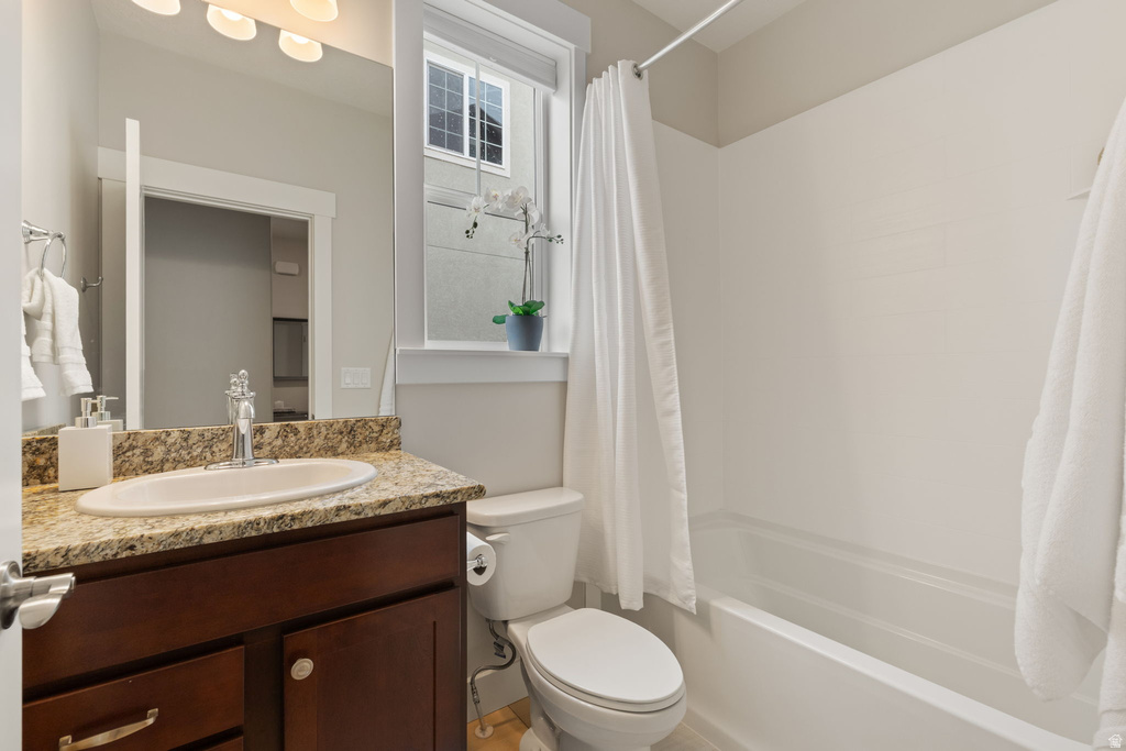 152 E MEANDERING WAY Saratoga Springs, UT 84045