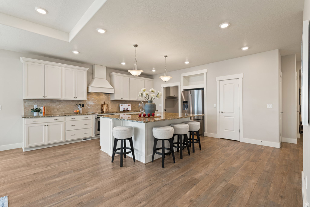 152 E MEANDERING WAY Saratoga Springs, UT 84045