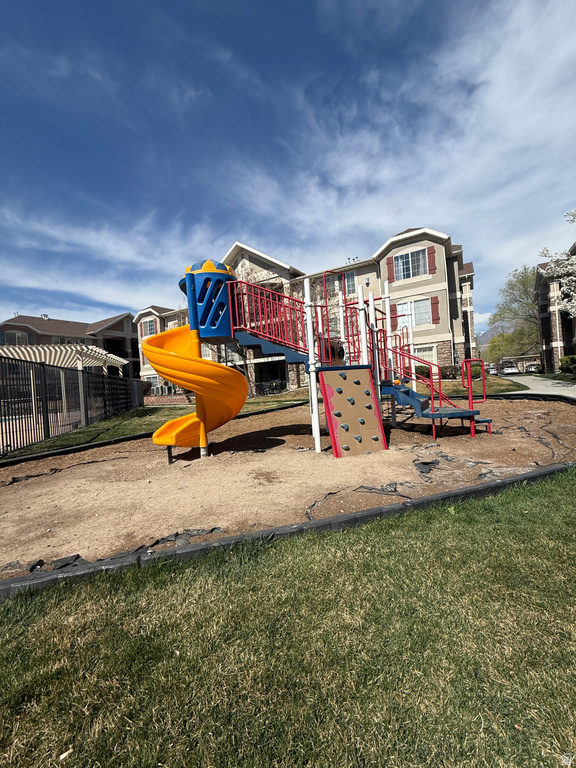 1225 W DALLIN DR #Q302 Pleasant Grove, UT 84062