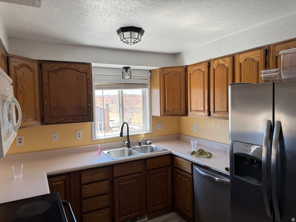 2760 E 1000 N Ballard, UT 84066