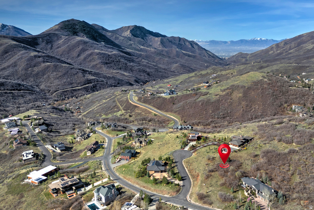 6219 E DONNER TRAIL CIR Salt Lake City, UT 84108