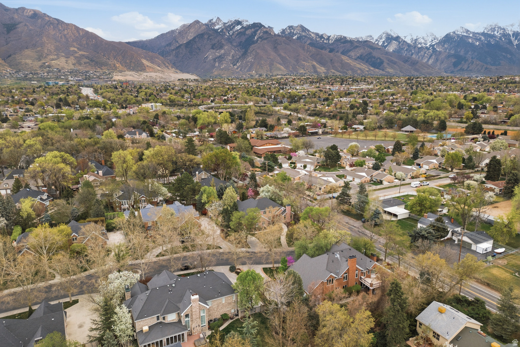 6385 S SHENANDOAH PARK AVE Salt Lake City, UT 84121