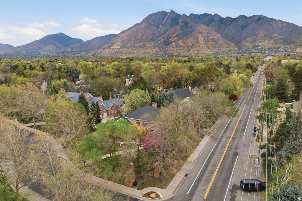 6385 S SHENANDOAH PARK AVE Salt Lake City, UT 84121