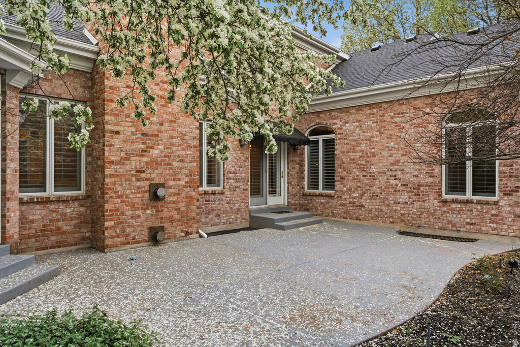 6385 S SHENANDOAH PARK AVE Salt Lake City, UT 84121