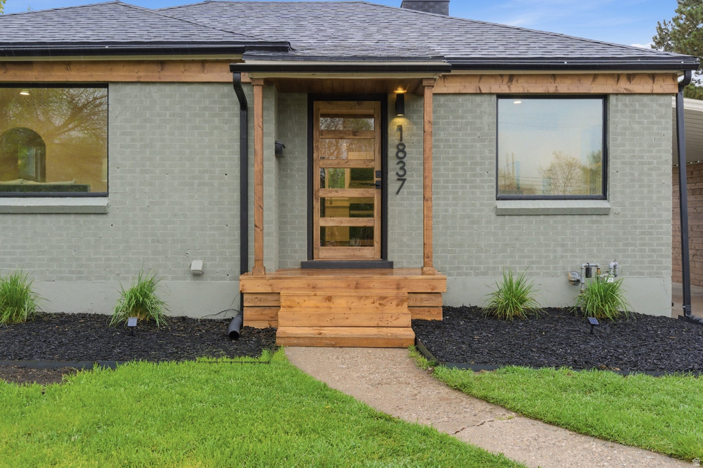 1837 S 2100 E Salt Lake City, UT 84108