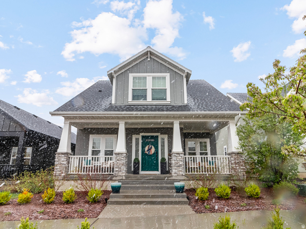 6453 W MOON VALLEY DR South Jordan, UT 84009