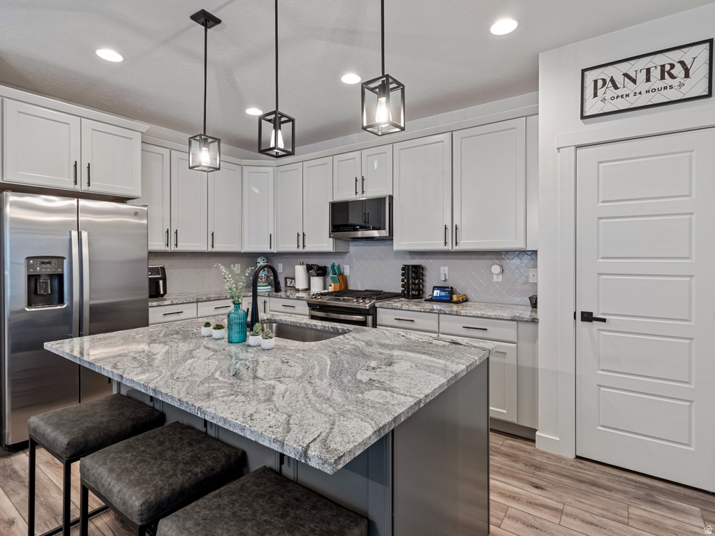 6453 W MOON VALLEY DR South Jordan, UT 84009