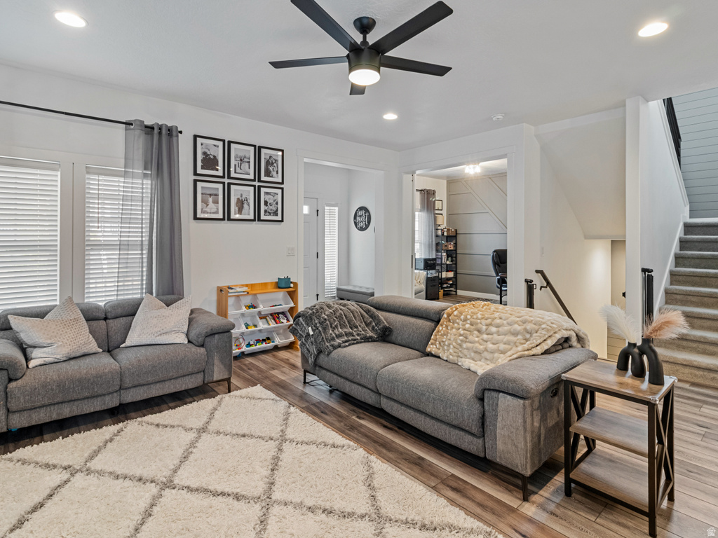 6453 W MOON VALLEY DR South Jordan, UT 84009