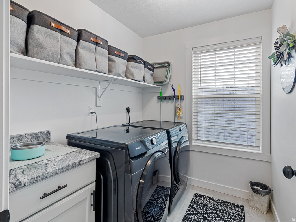 6453 W MOON VALLEY DR South Jordan, UT 84009