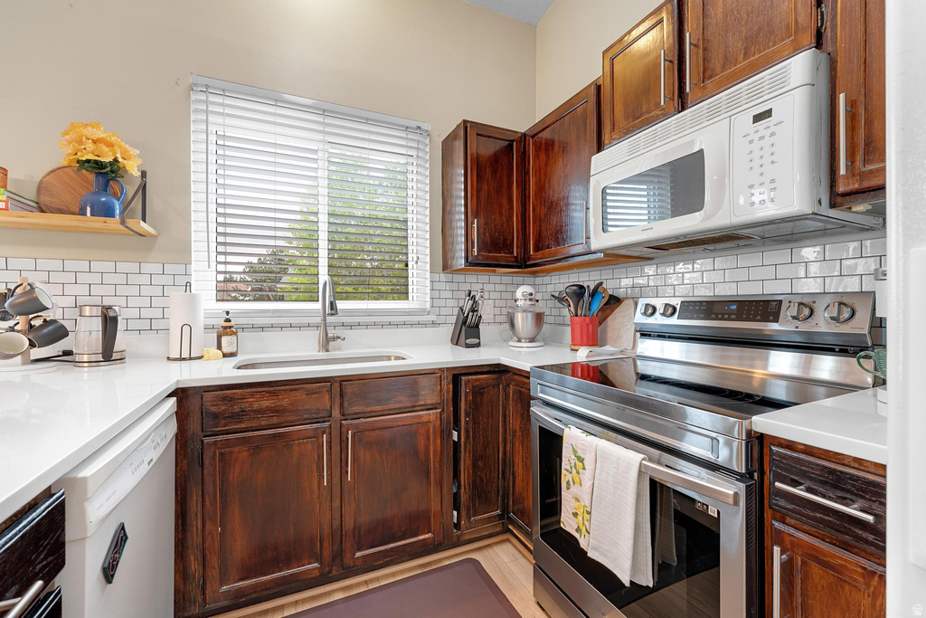 6641 S COLEUS CT West Jordan, UT 84081