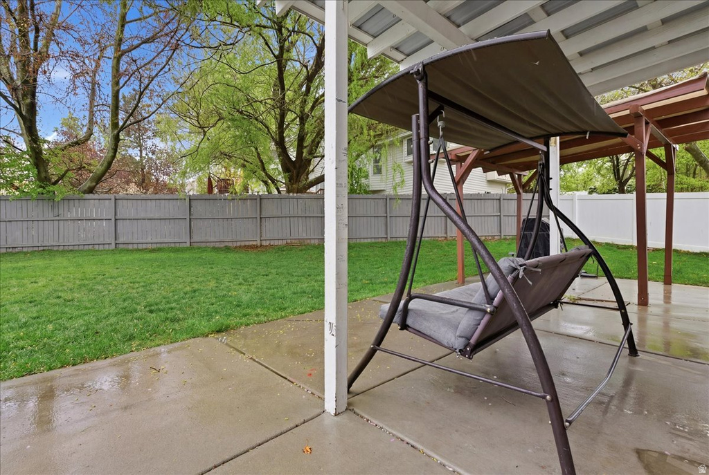 7975 S SHOWCASE LN Sandy, UT 84094