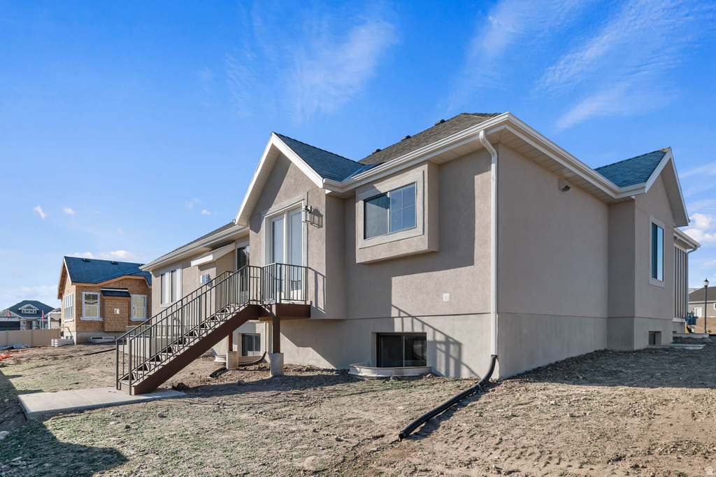 8687 S ROCK LAKE CT West Jordan, UT 84081