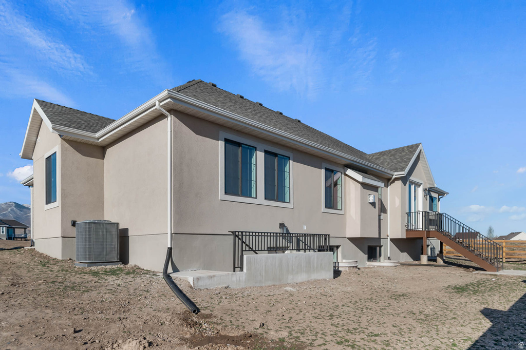 8687 S ROCK LAKE CT West Jordan, UT 84081