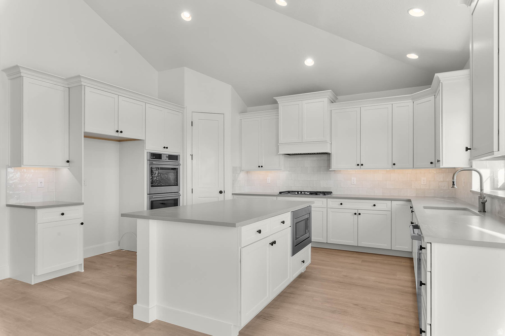 8687 S ROCK LAKE CT West Jordan, UT 84081