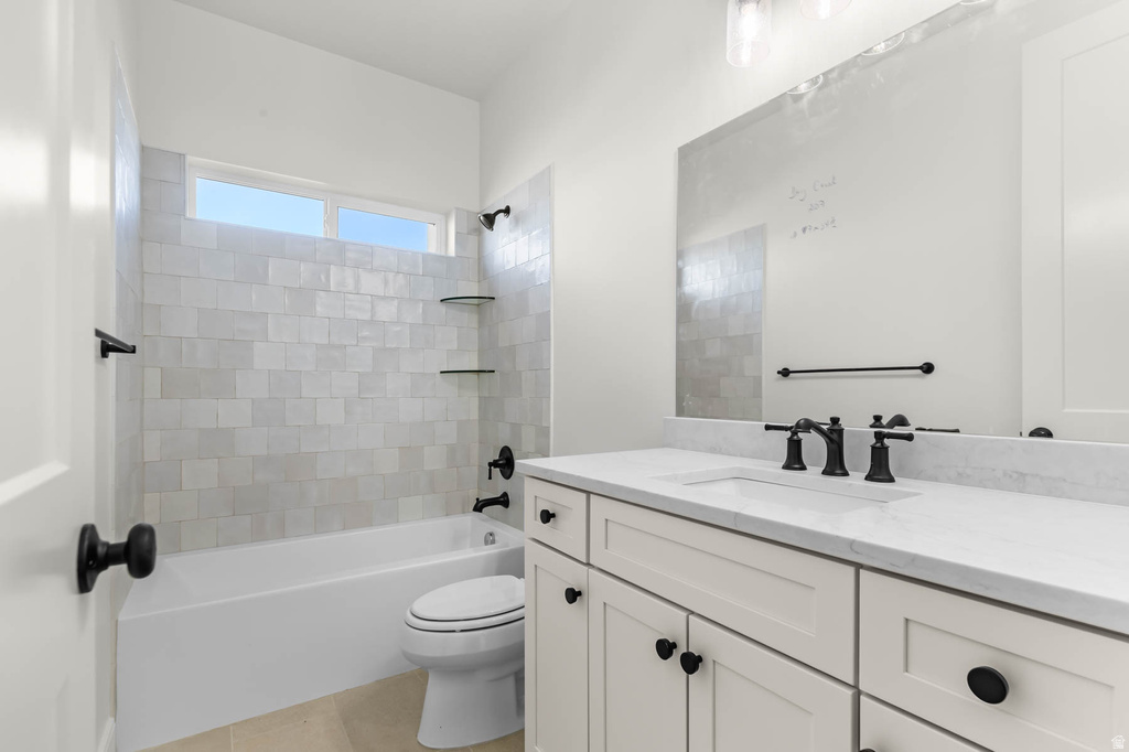 8687 S ROCK LAKE CT West Jordan, UT 84081