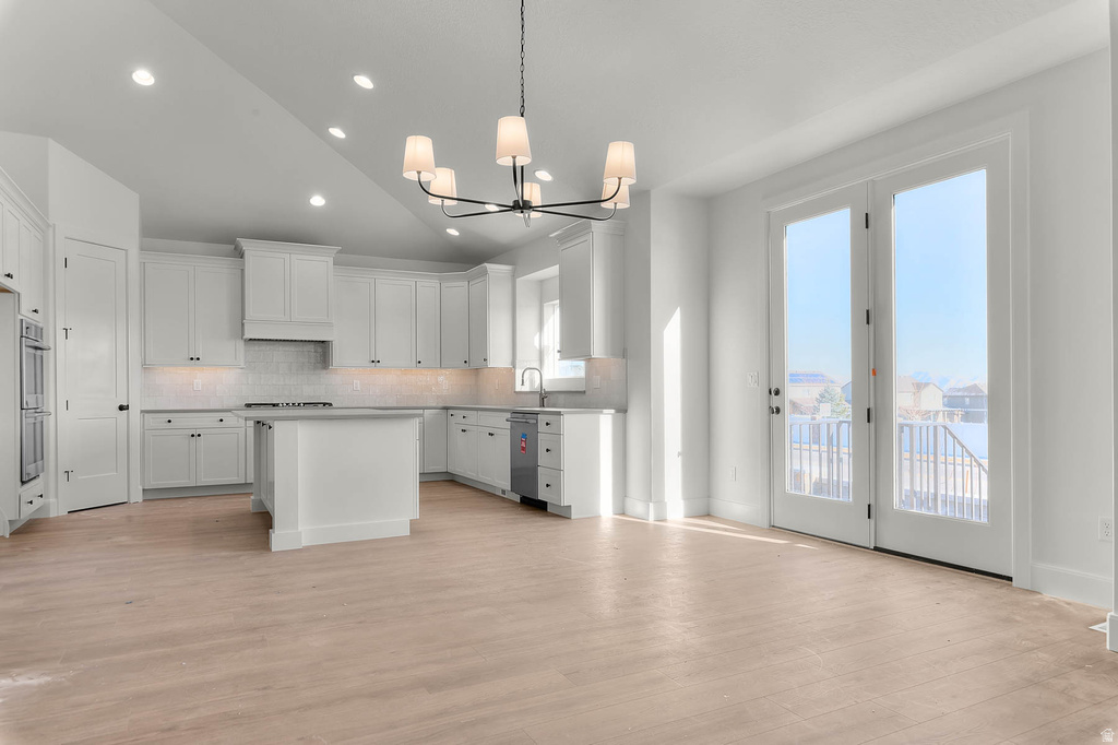 8687 S ROCK LAKE CT West Jordan, UT 84081