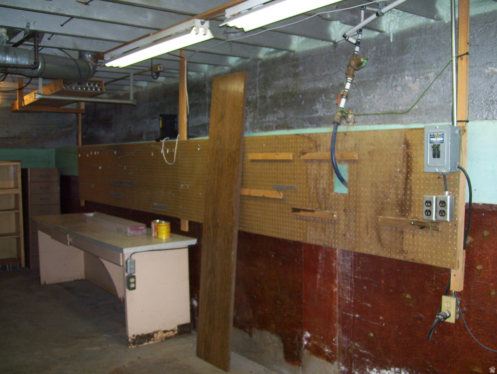 303 N 1100 W Salt Lake City, UT 84116