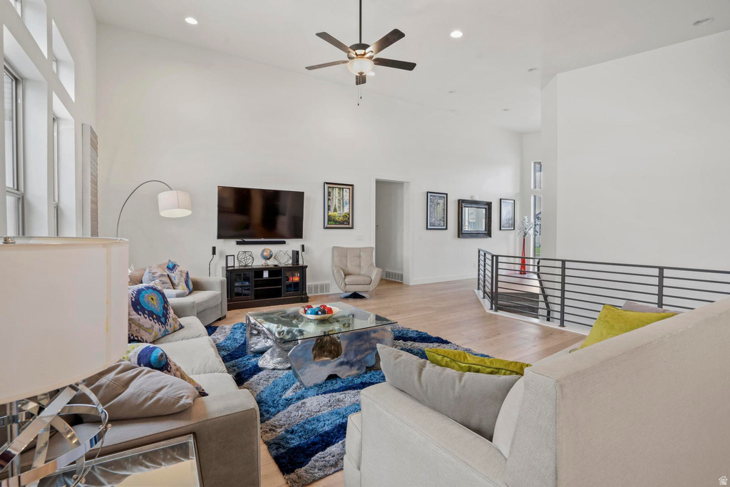 647 W 1330 S Lehi, UT 84043