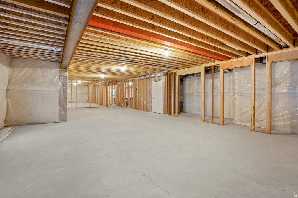 647 W 1330 S Lehi, UT 84043