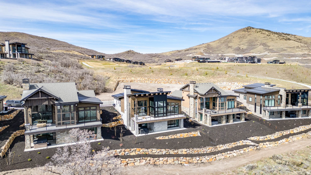 1561 W CRYSTAL VIEW CT #24 Heber City, UT 84032