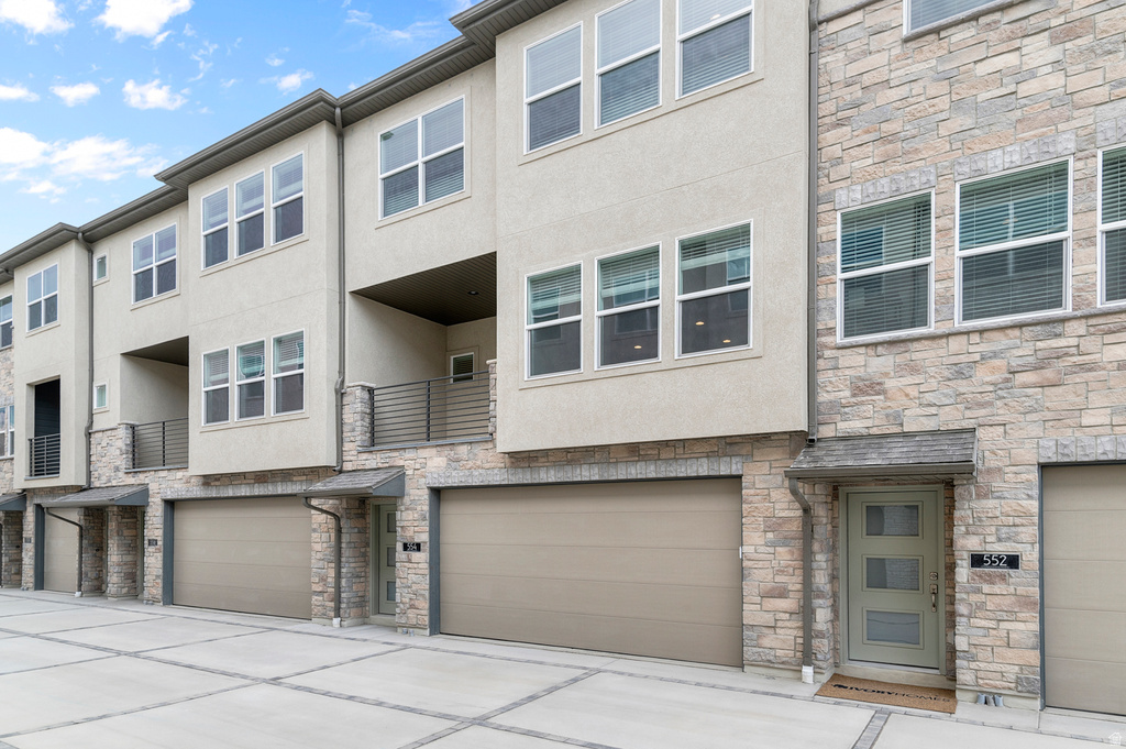 554 N BUFFALO GRASS LN Lindon, UT 84042