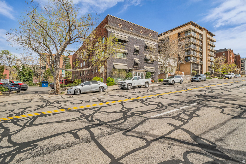 125 E 1ST AVE #303 Salt Lake City, UT 84103