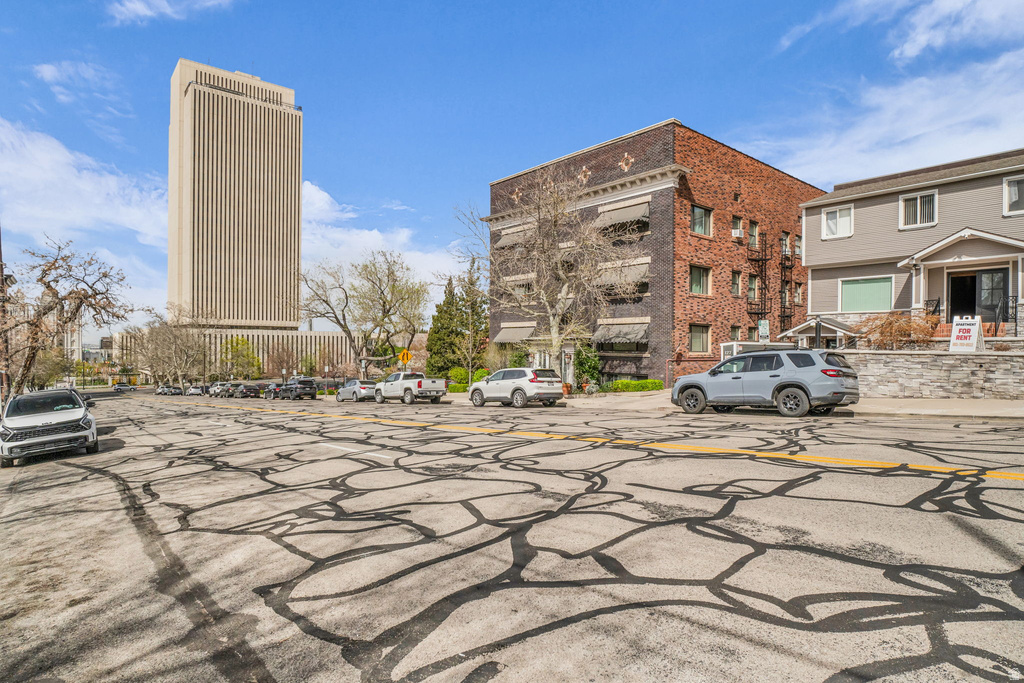 125 E 1ST AVE #303 Salt Lake City, UT 84103