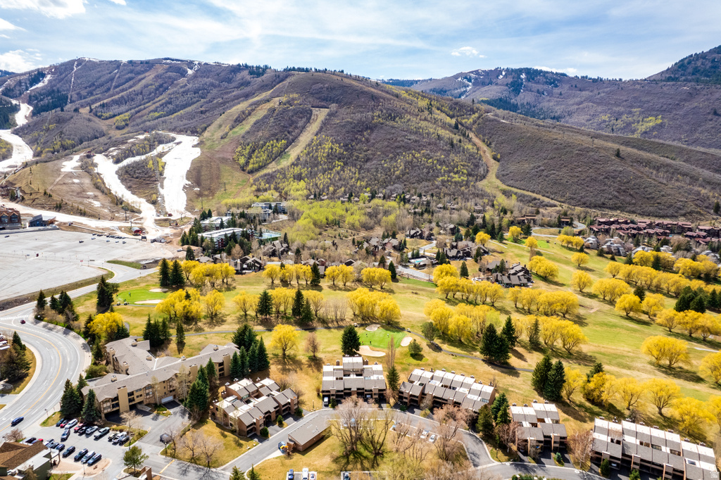 1677 CAPTAIN MOLLY DR #221 Park City, UT 84060