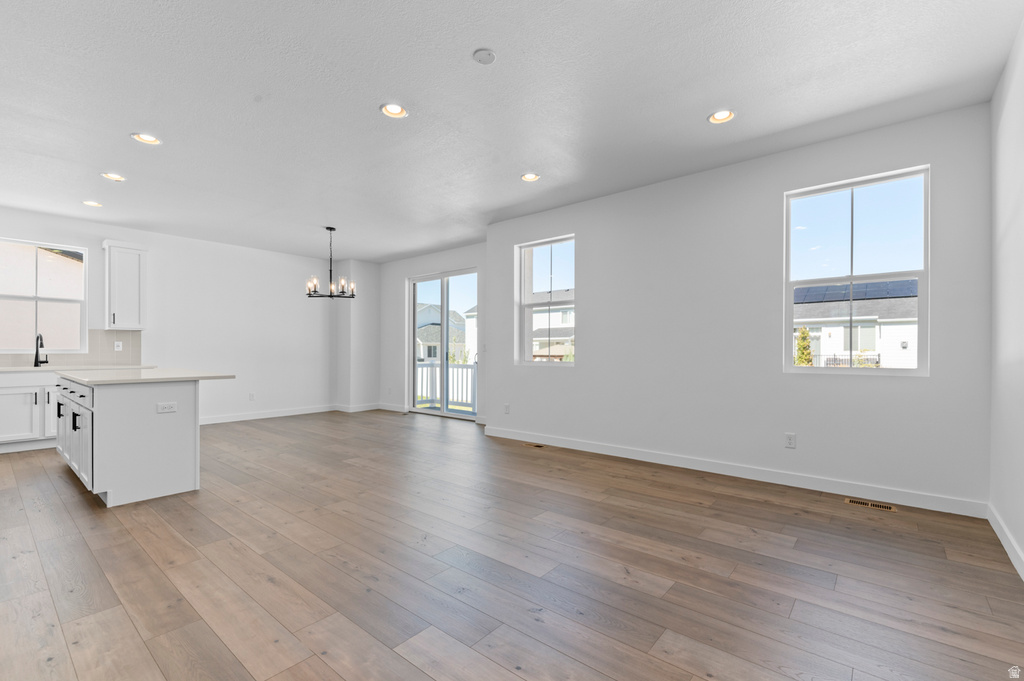3016 W 2650 N Clinton, UT 84015