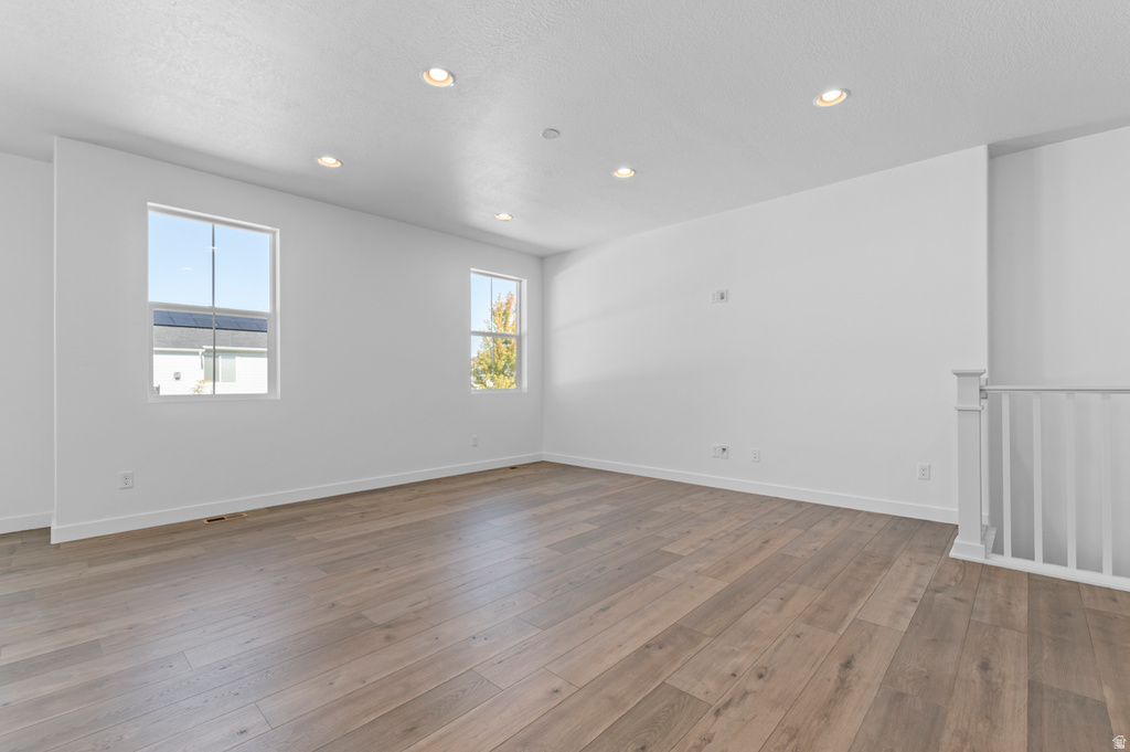 3016 W 2650 N Clinton, UT 84015