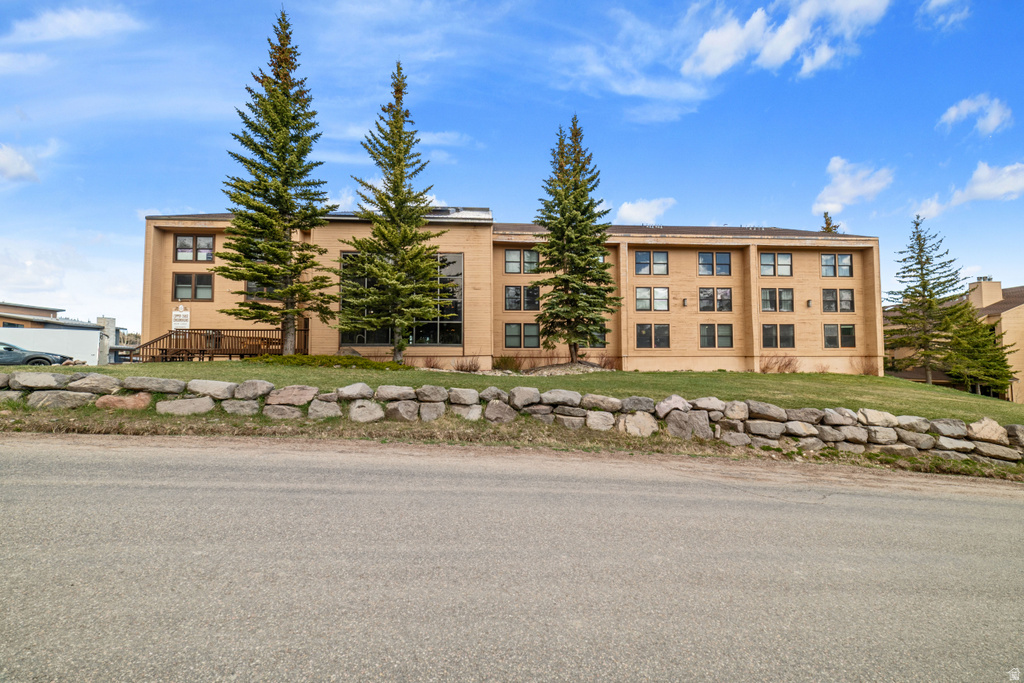150 W RIDGEVIEW DR #117 Brian Head, UT 84719