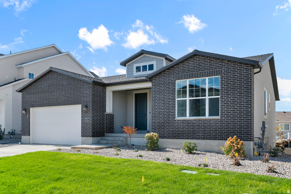 2554 S SINBAD WAY Magna, UT 84044