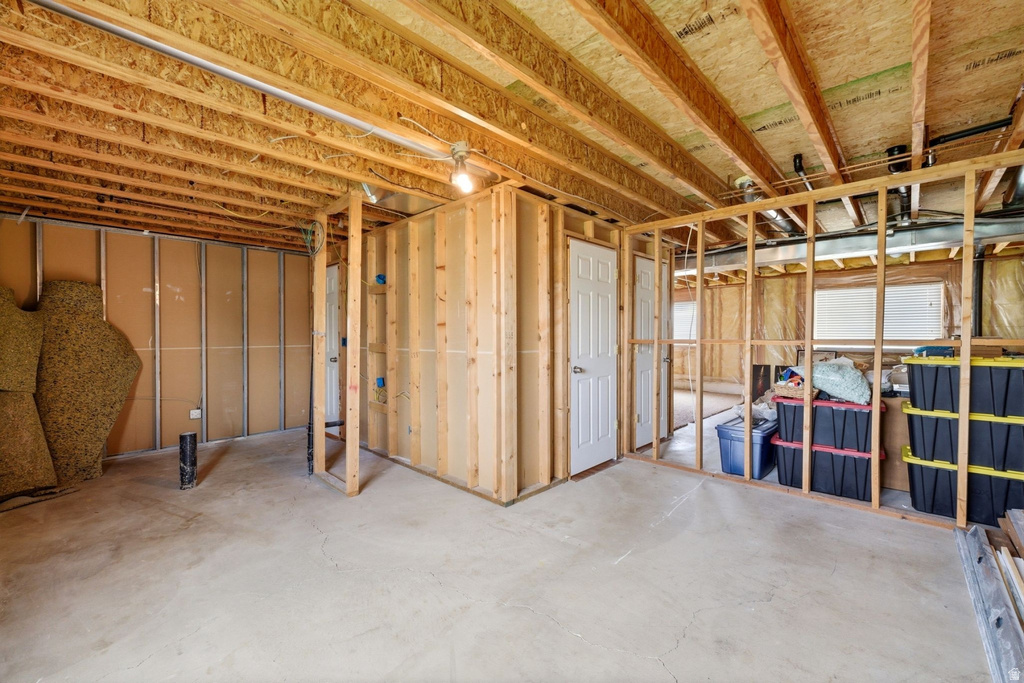 134 N WAGON WHEEL CIR Farmington, UT 84025