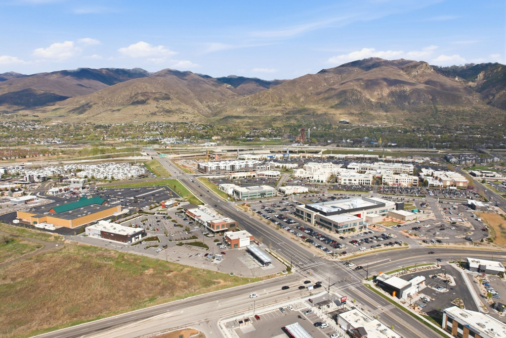 134 N WAGON WHEEL CIR Farmington, UT 84025