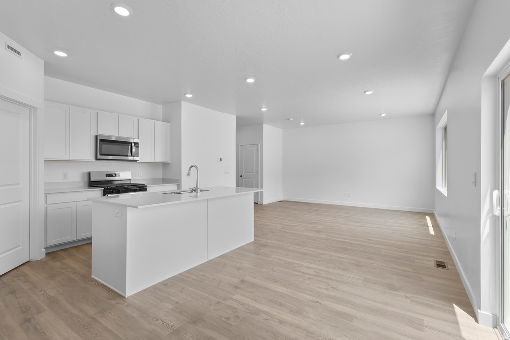 1990 E DORSET WAY #300 Salem, UT 84653