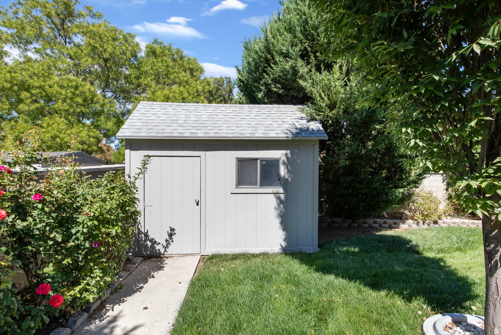 3832 W HUMMINGBIRD WAY West Valley City, UT 84120