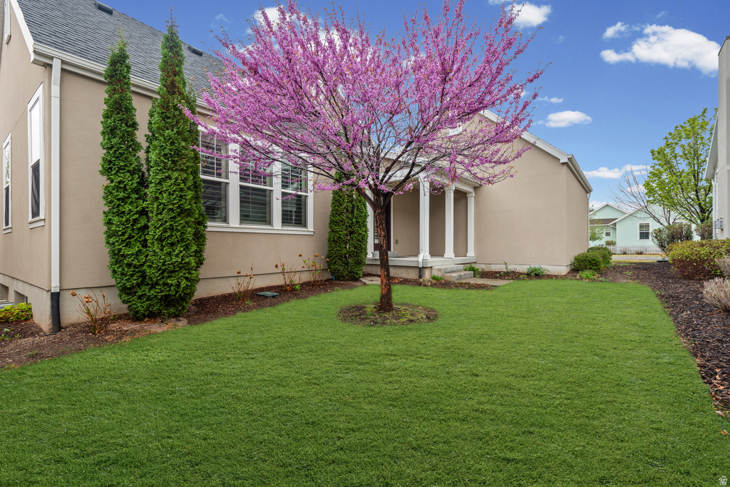 4956 W BLACK TWIG DR South Jordan, UT 84009