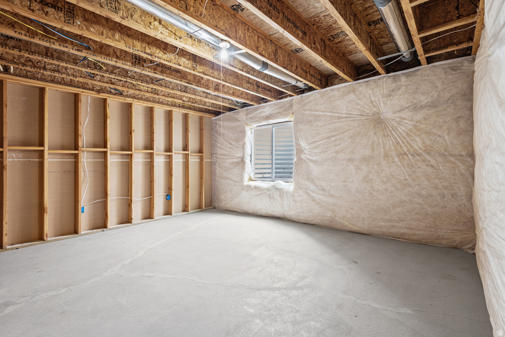 4956 W BLACK TWIG DR South Jordan, UT 84009