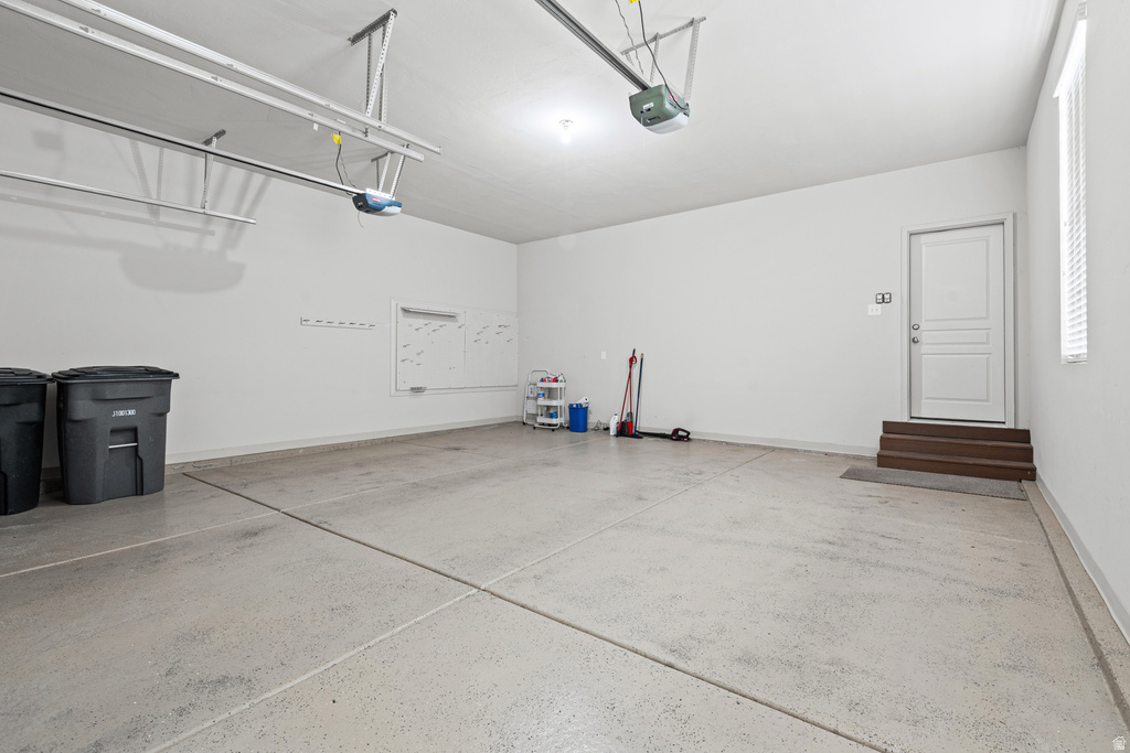 4956 W BLACK TWIG DR South Jordan, UT 84009