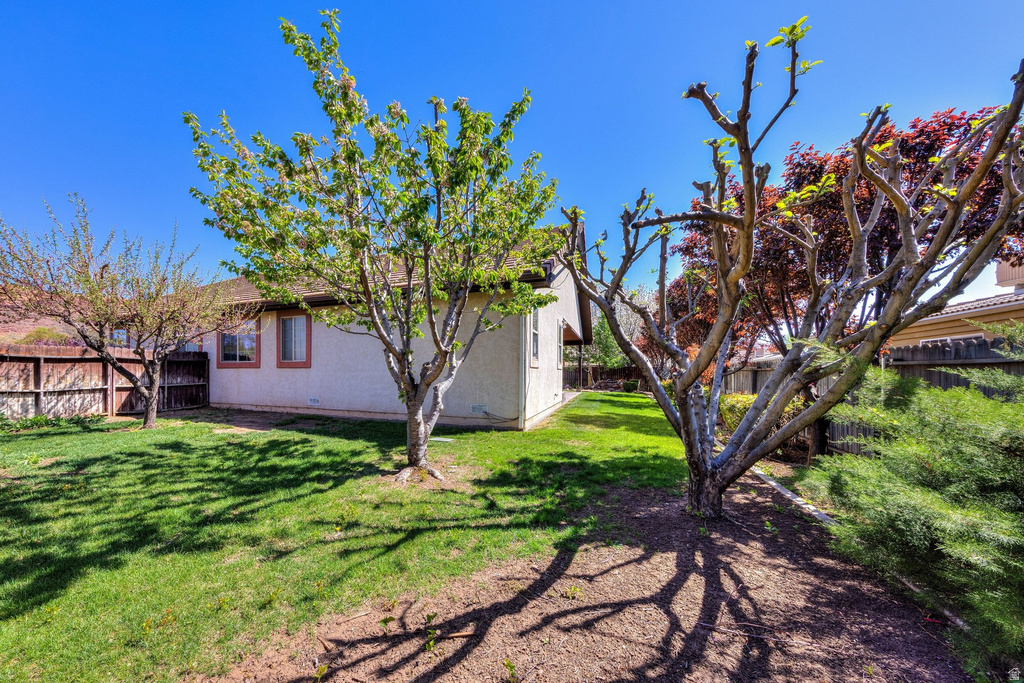 566 W WINESAP CIR Moab, UT 84532