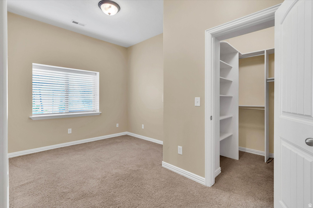 684 EAGLE PASS North Salt Lake, UT 84054