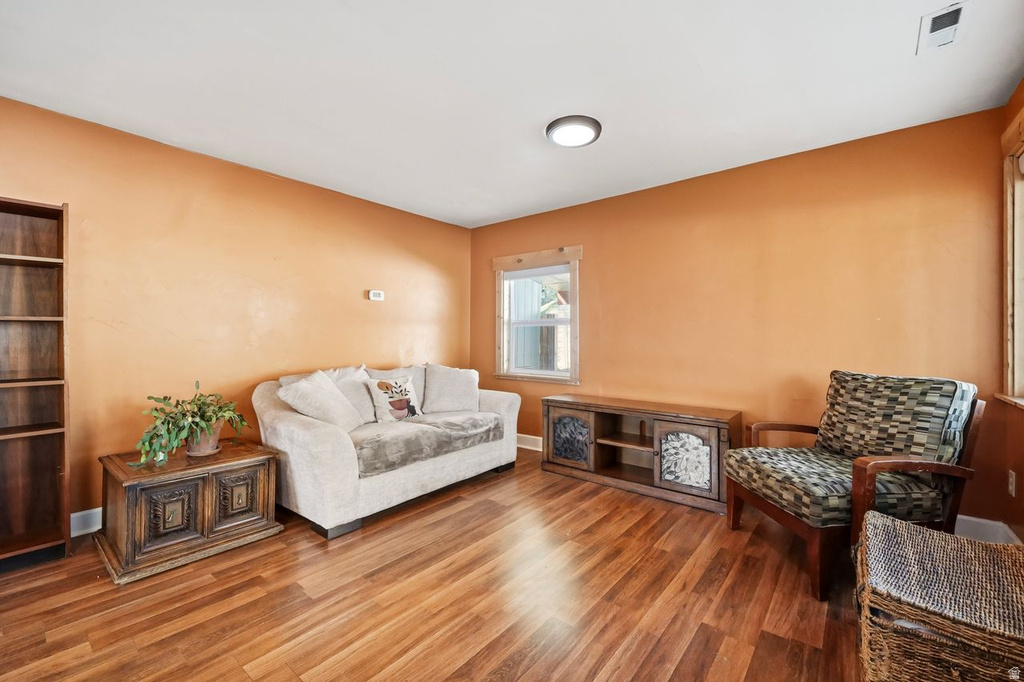 360 E SANDY PARK CIR Midvale, UT 84047