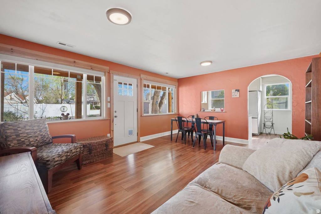 360 E SANDY PARK CIR Midvale, UT 84047