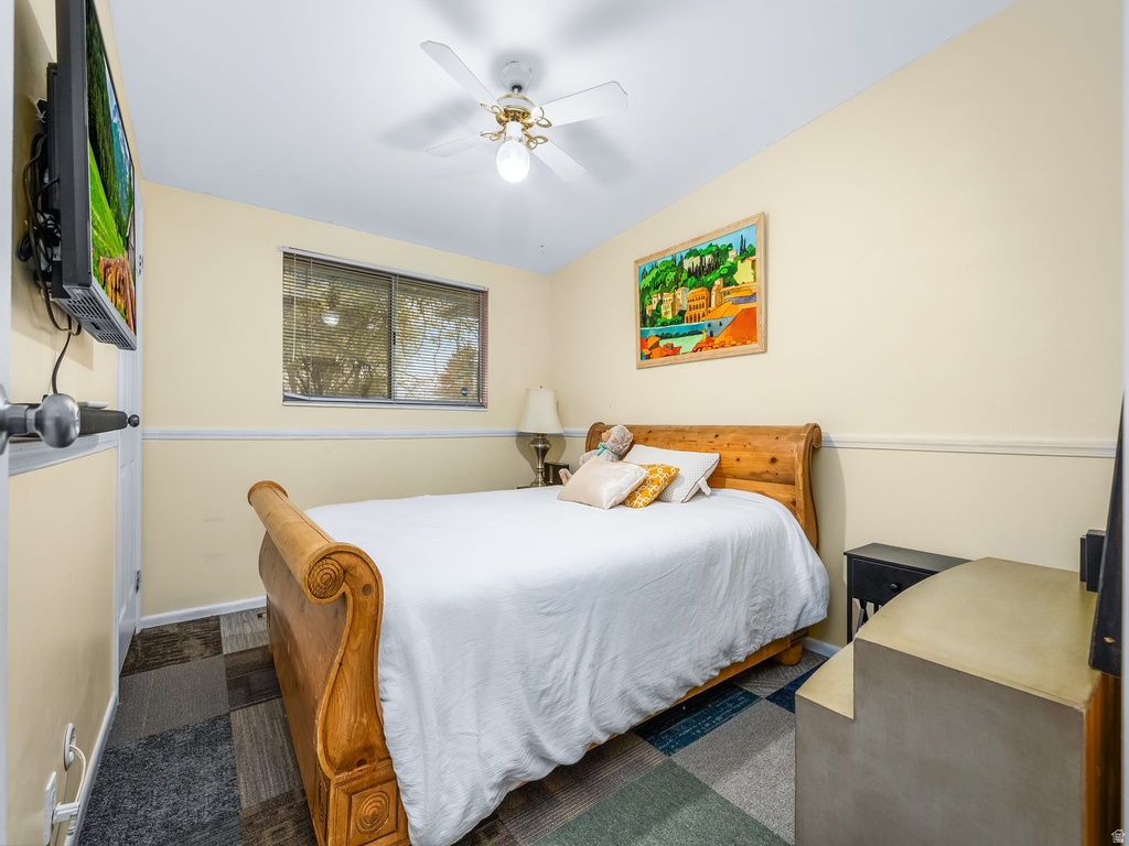 4935 S MARIANNA DR Taylorsville, UT 84129