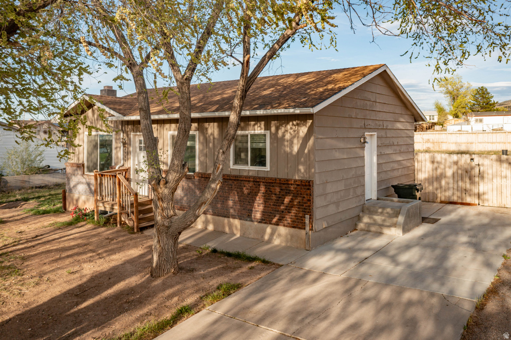 4766 N MULE TRAIN DR Enoch, UT 84721