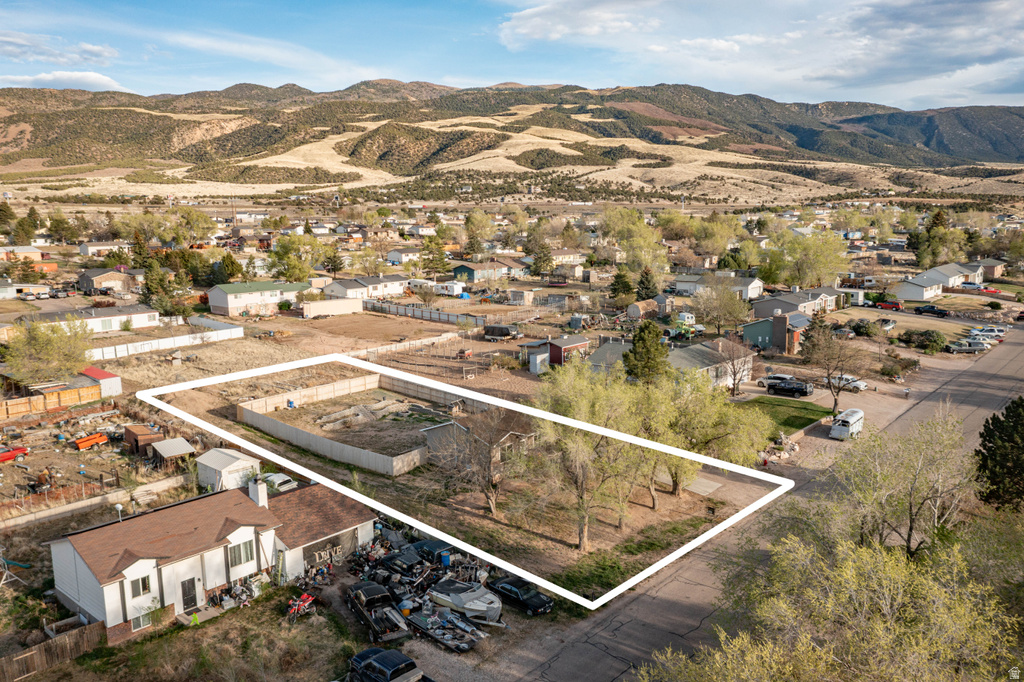 4766 N MULE TRAIN DR Enoch, UT 84721