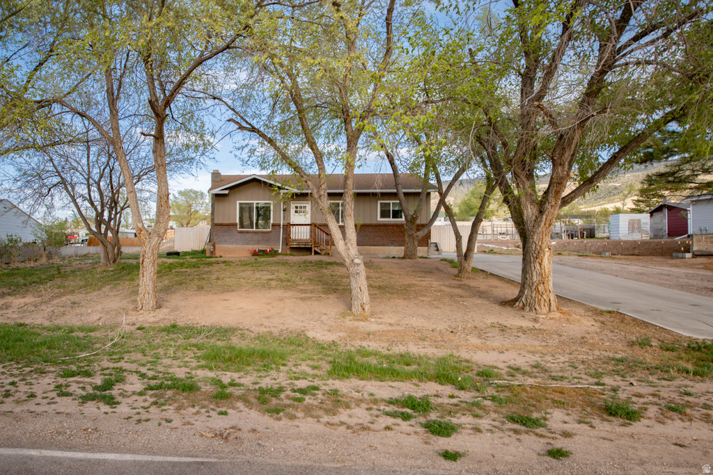 4766 N MULE TRAIN DR Enoch, UT 84721