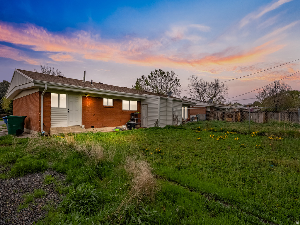 524 N 900 E Lehi, UT 84043