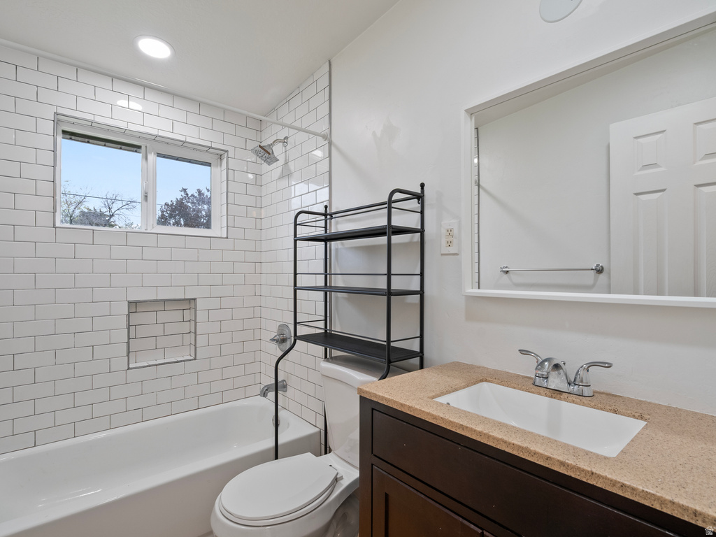 524 N 900 E Lehi, UT 84043